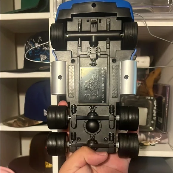 1998 Chevron Cars Toy Truck - Picture 5 of 8